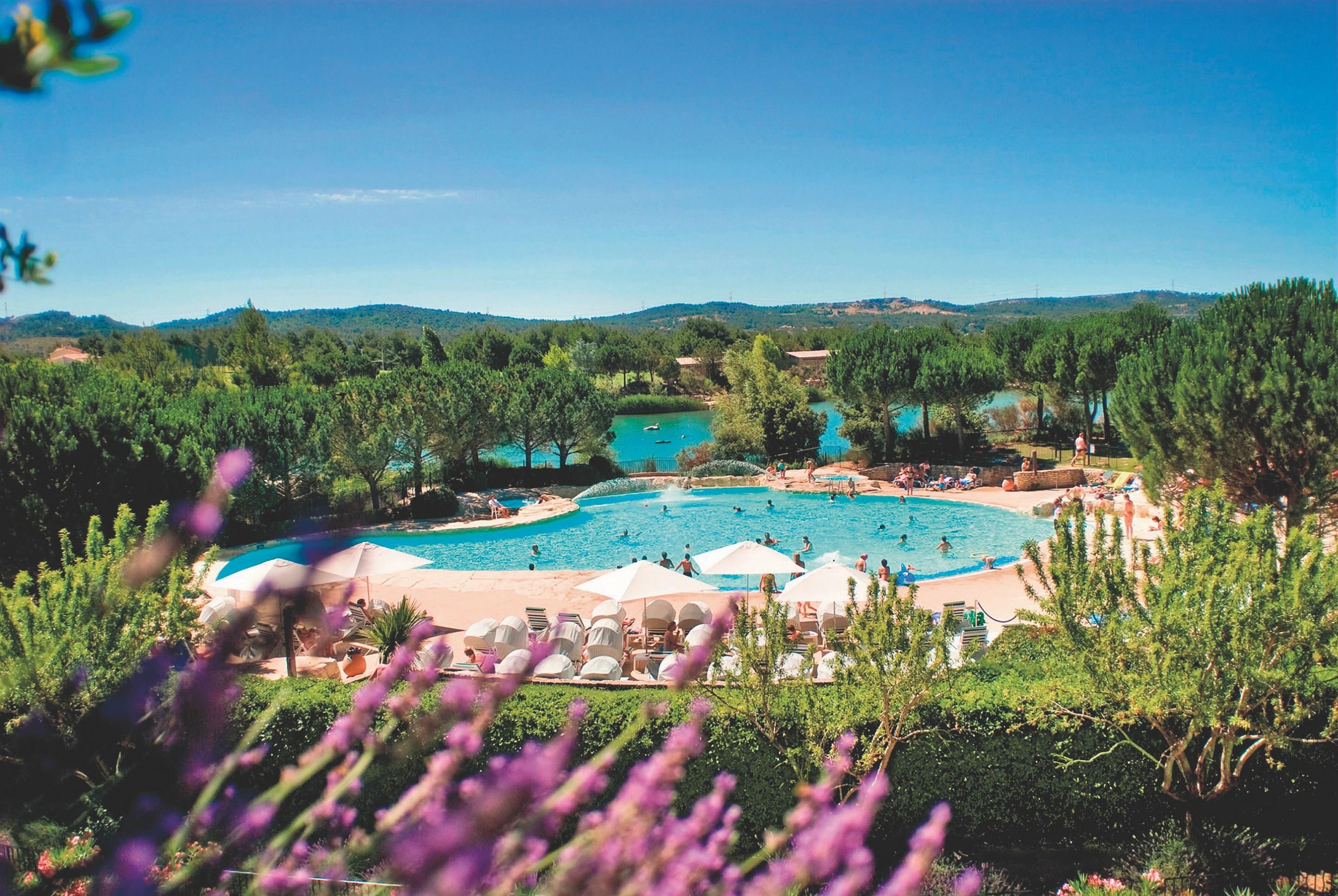 Village Pierre & Vacances Pont Royal En Provence Малмор Екстериор снимка