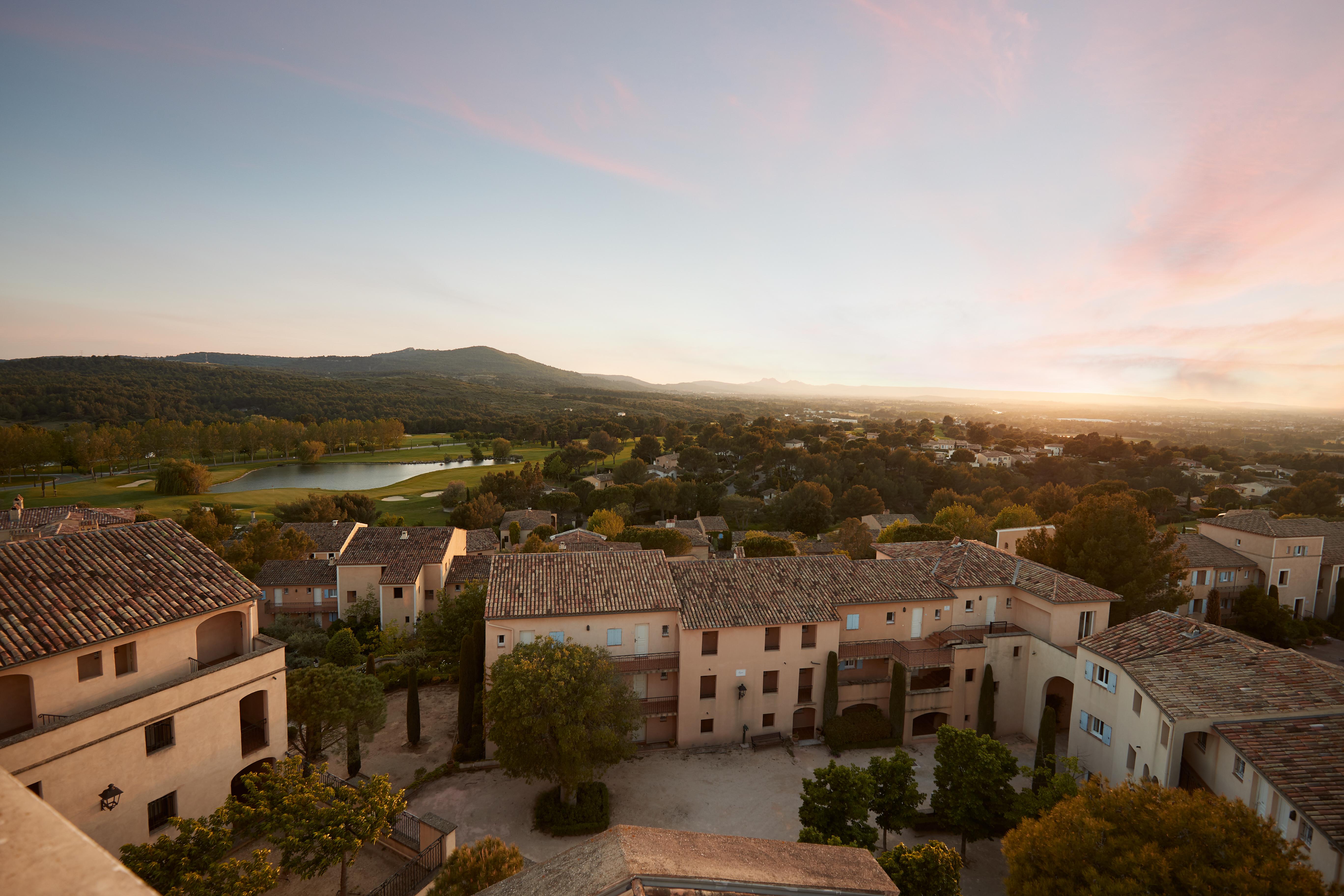 Village Pierre & Vacances Pont Royal En Provence Малмор Екстериор снимка