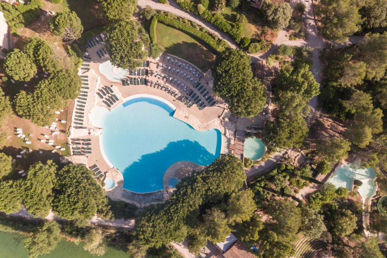 Village Pierre & Vacances Pont Royal En Provence Малмор Екстериор снимка