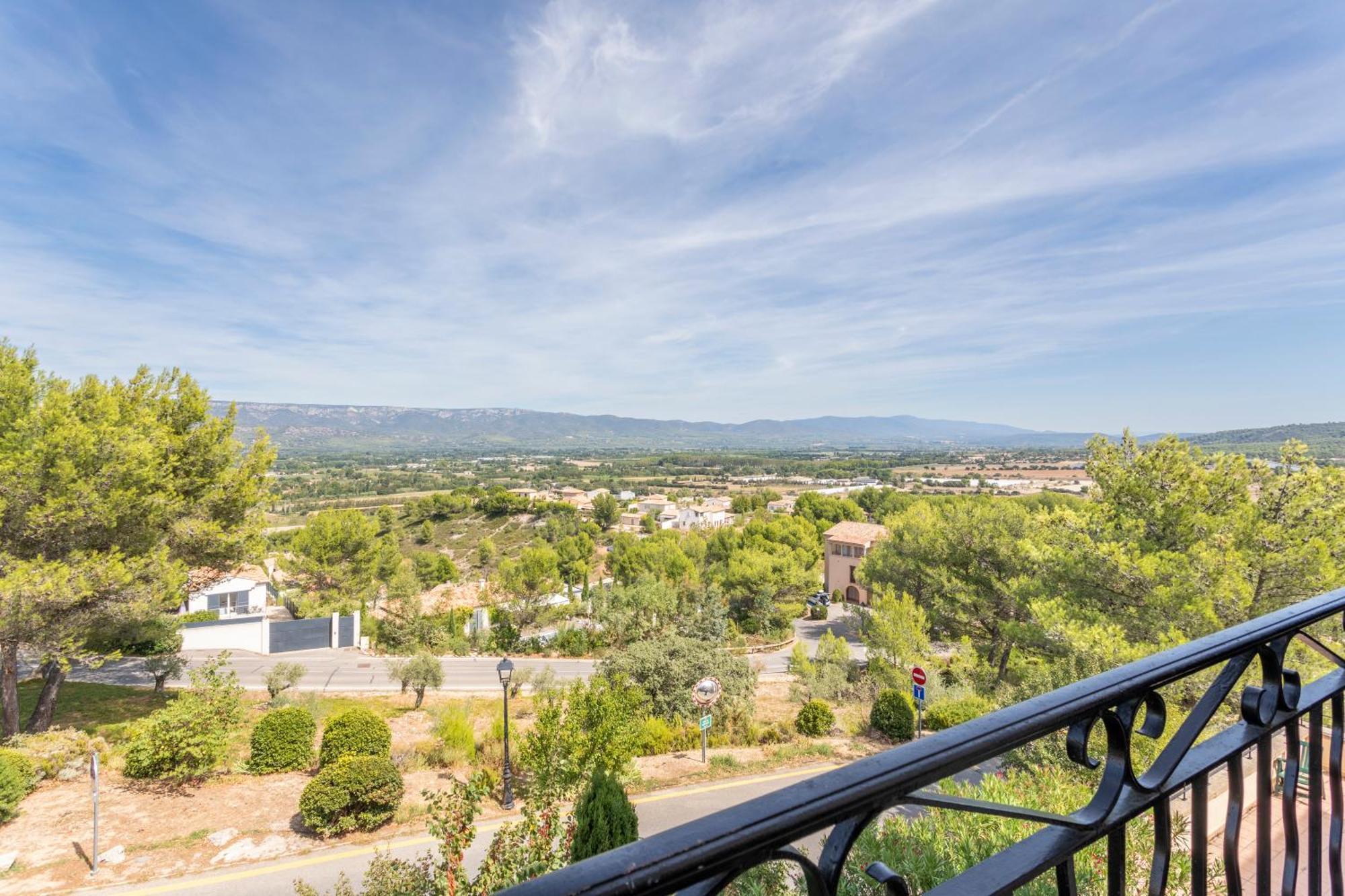Village Pierre & Vacances Pont Royal En Provence Малмор Екстериор снимка