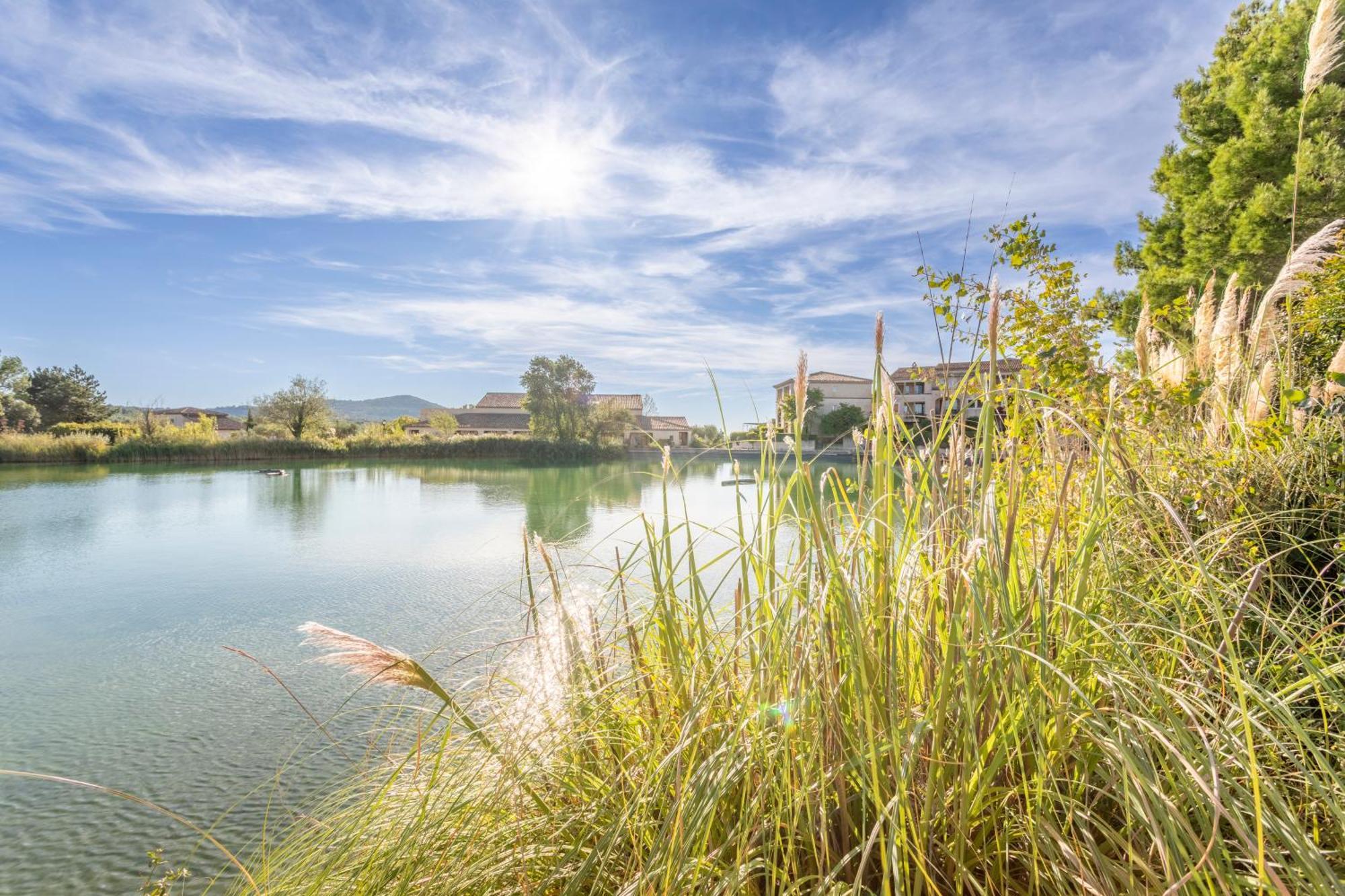Village Pierre & Vacances Pont Royal En Provence Малмор Екстериор снимка