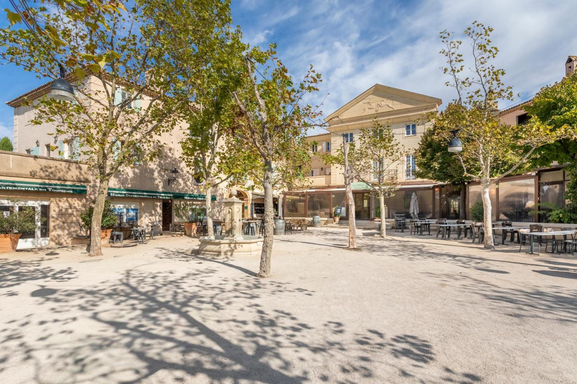 Village Pierre & Vacances Pont Royal En Provence Малмор Екстериор снимка