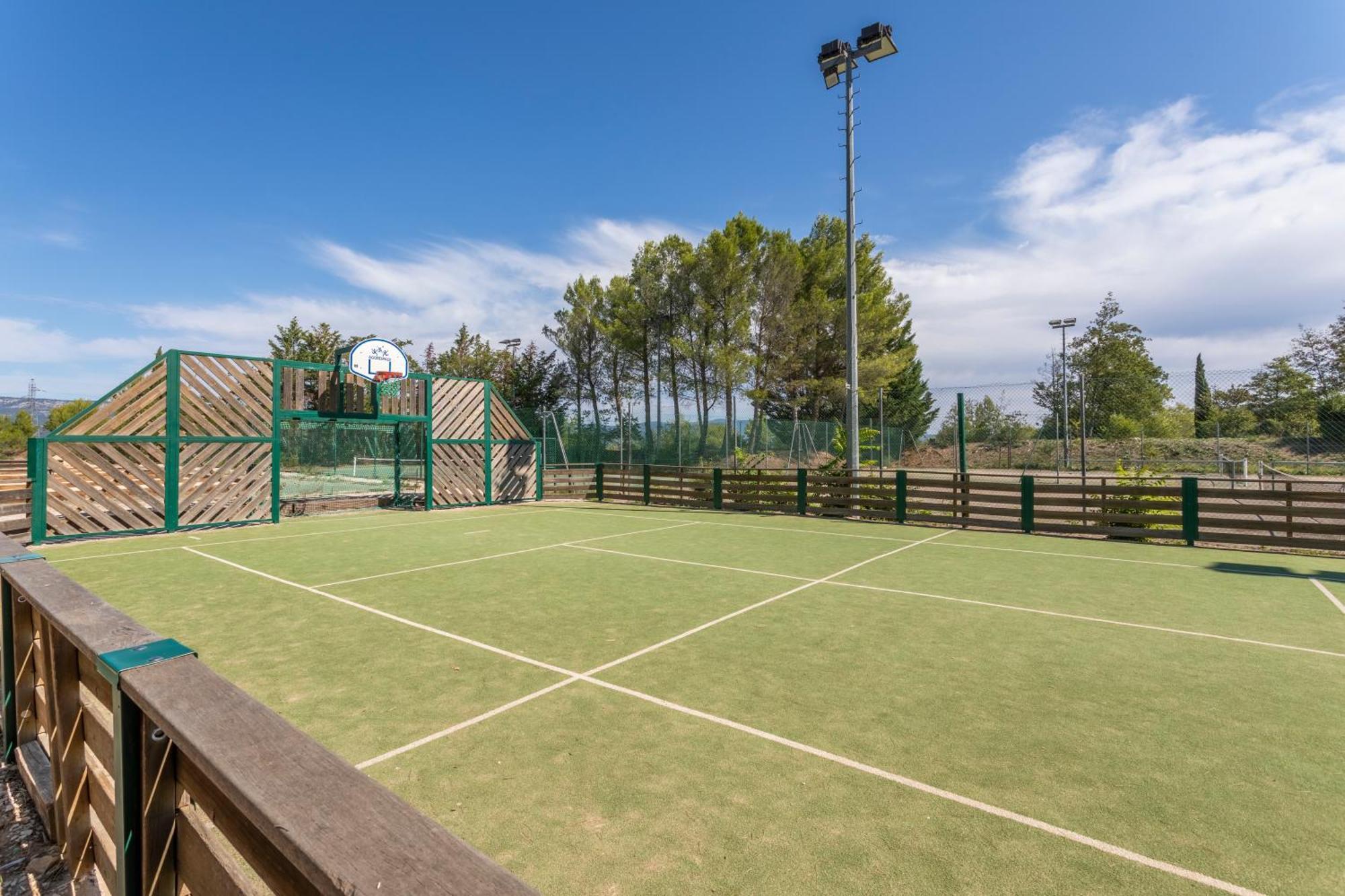 Village Pierre & Vacances Pont Royal En Provence Малмор Екстериор снимка